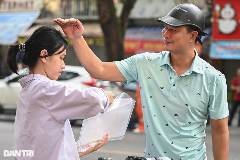 Thi lớp 10 tại 63 tỉnh thành: Nhiều tỉnh công bố môn thứ 3 vào cuối tháng 3 - 1 Thi lớp 10 tại 63 tỉnh thành: Nhiều tỉnh công bố môn thứ 3 vào cuối tháng 3 - 1