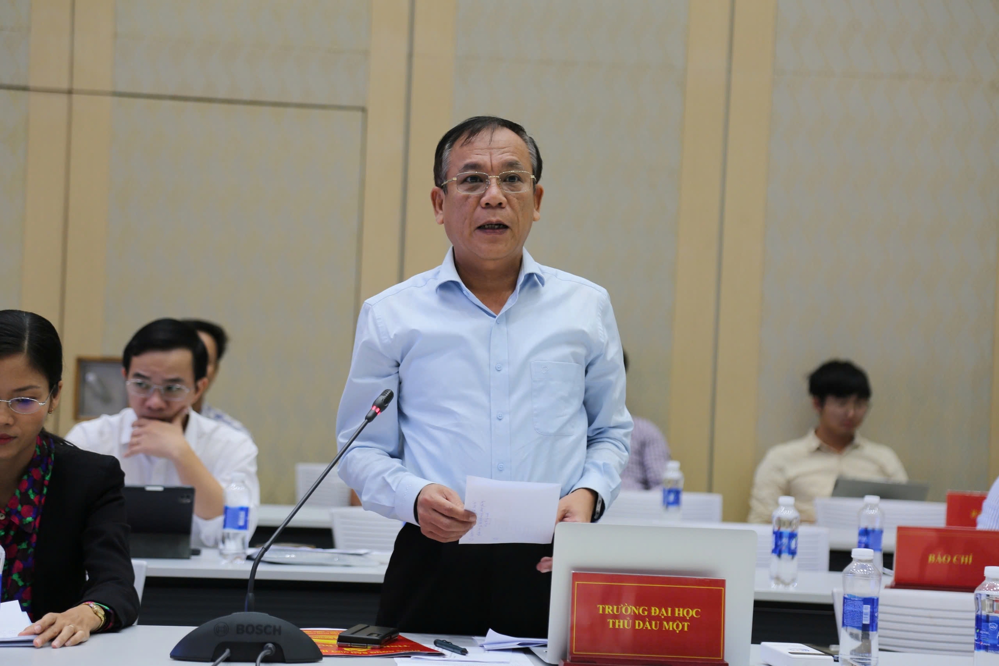 Vụ Trường Đại học Thủ Dầu Một thu sai 37 tỉ đồng: Tỉnh Bình Dương chỉ đạo trả lại cho sinh viên- Ảnh 1. Vụ Trường Đại học Thủ Dầu Một thu sai 37 tỉ đồng: Tỉnh Bình Dương chỉ đạo trả lại cho sinh viên- Ảnh 1.