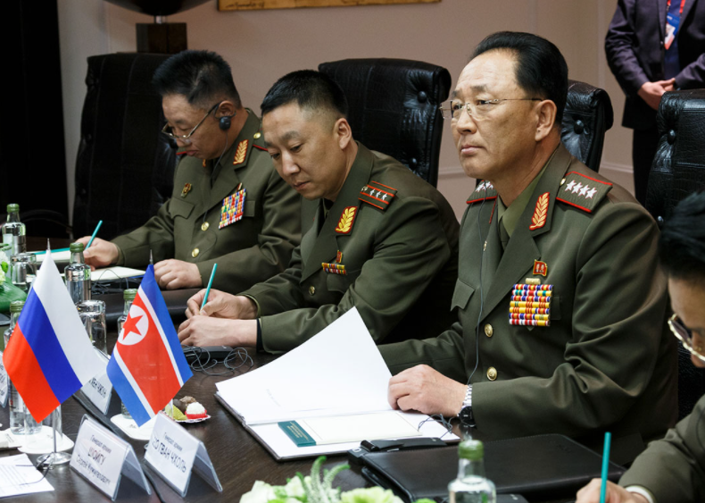 Triều Tiên bổ nhiệm lại Bộ trưởng Quốc phòng thời nồng ấm quan hệ với Mỹ-Hàn- Ảnh 1. Triều Tiên bổ nhiệm lại Bộ trưởng Quốc phòng thời nồng ấm quan hệ với Mỹ-Hàn- Ảnh 1.
