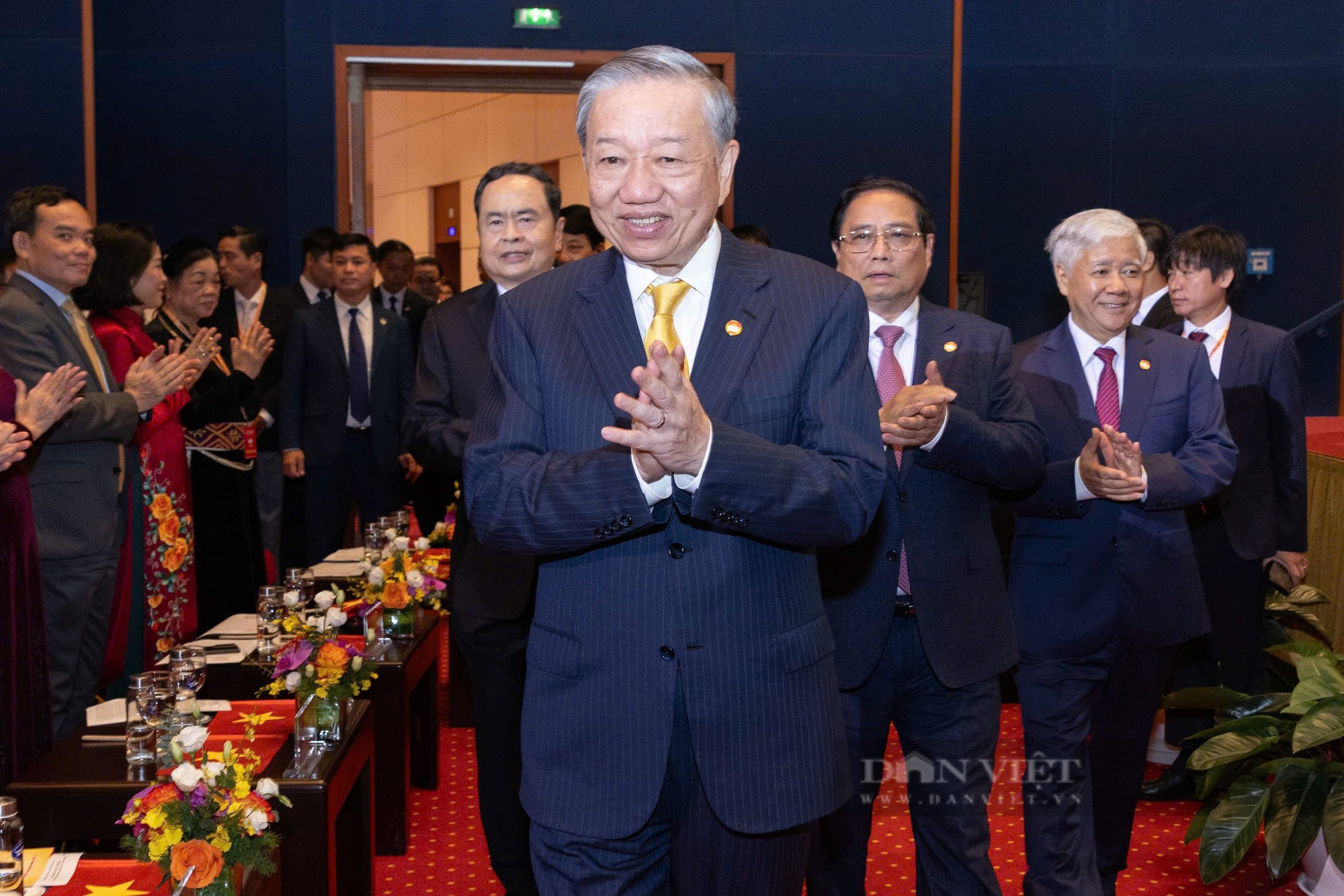 Ảnh ấn tượng tuần: - Ảnh 1.