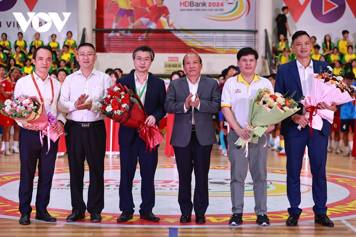 tưng bừng khai mạc giải futsal hdbank sinh viên khu vực hà nội 2024 hình ảnh 1 tung bung khai mac giai futsal hdbank sinh vien khu vuc ha noi 2024 hinh anh 1