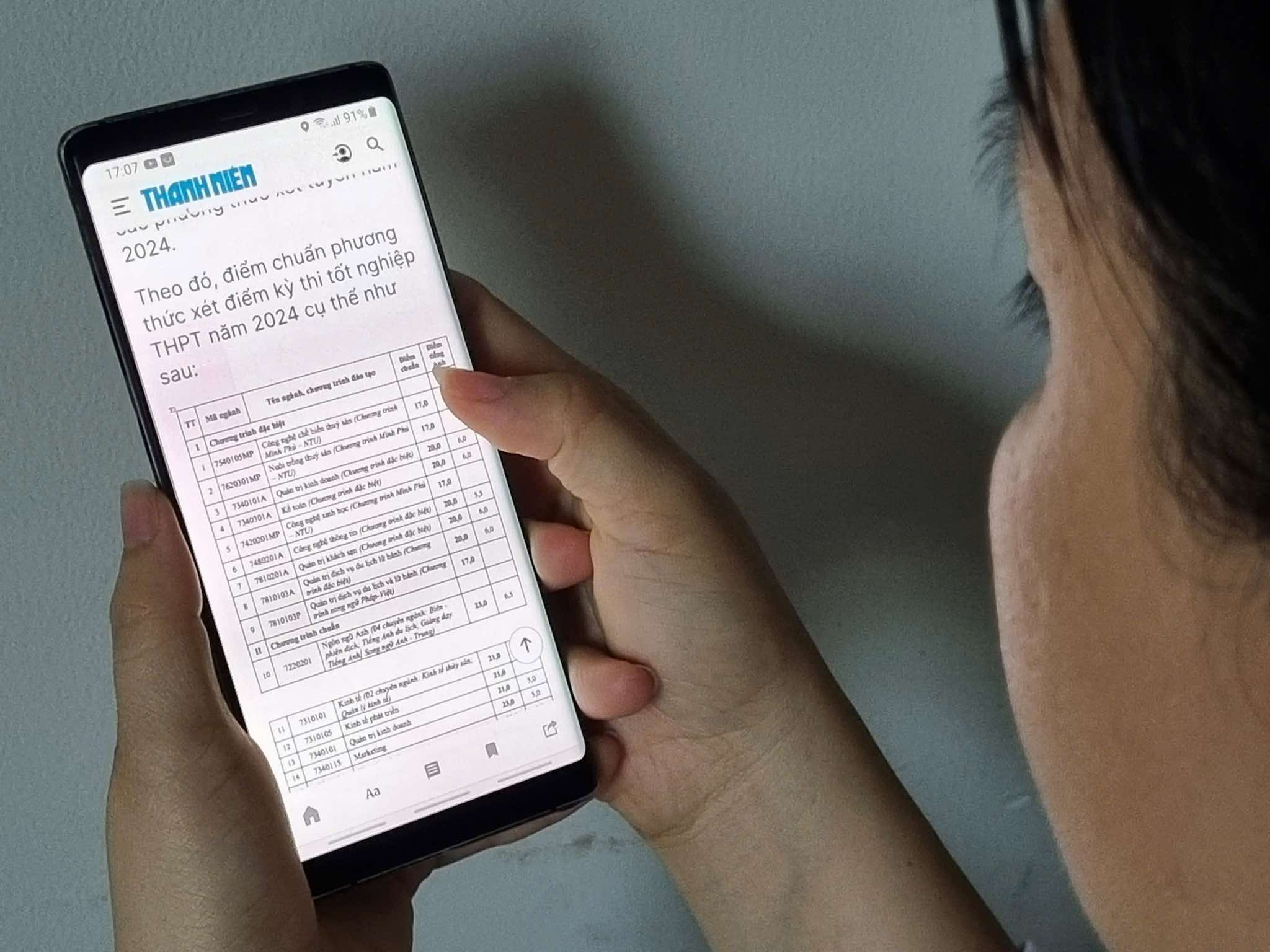 Vì sao học phí đắt, lương thấp nhưng ngành y vẫn ‘hút’ người học?- Ảnh 1. Vì sao học phí đắt, lương thấp nhưng ngành y vẫn ‘hút’ người học?- Ảnh 1.