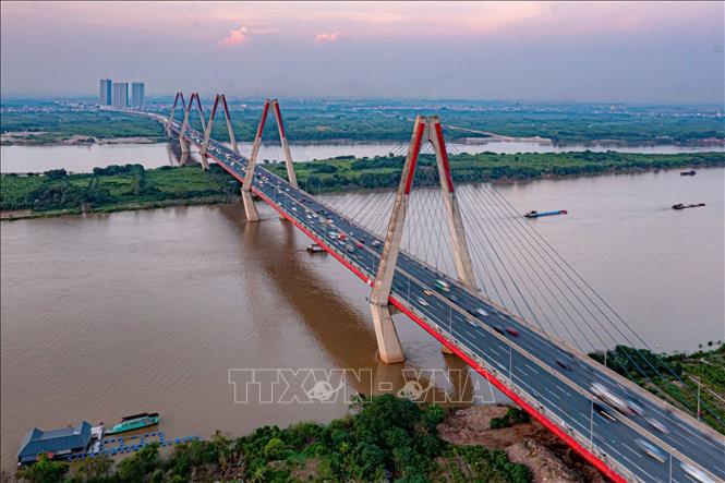 Cầu Nhật Tân - biểu tượng độc đáo của Thủ đô Hà Nội Cầu Nhật Tân - biểu tượng độc đáo của Thủ đô Hà Nội