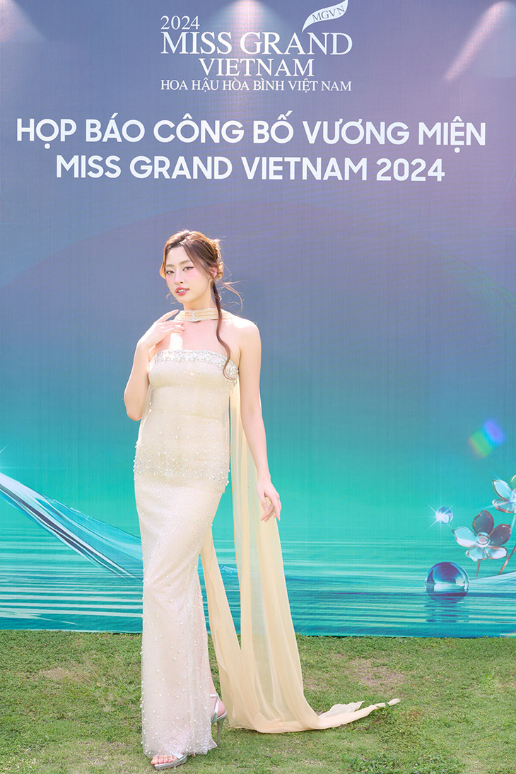 Mỹ nhân đua nhau khoe sắc trên thảm đỏ công bố vương miện Miss Grand Vietnam 2024 Mỹ nhân đua nhau khoe sắc trên thảm đỏ công bố vương miện Miss Grand Vietnam 2024