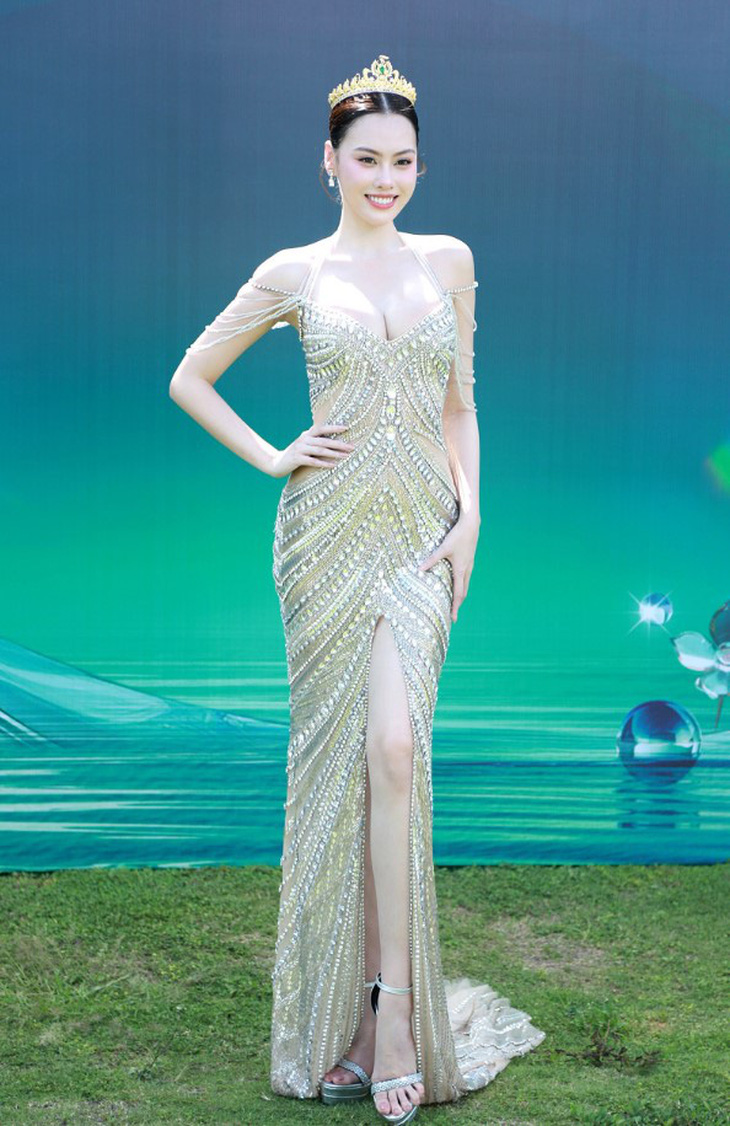 Mỹ nhân đua nhau khoe sắc trên thảm đỏ công bố vương miện Miss Grand Vietnam 2024 Mỹ nhân đua nhau khoe sắc trên thảm đỏ công bố vương miện Miss Grand Vietnam 2024