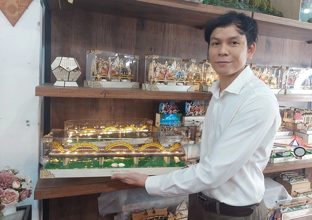 Những nghề độc lạ: Dựng công trình biểu tượng bằng mô hình 3D Những nghề độc lạ: Dựng công trình biểu tượng bằng mô hình 3D