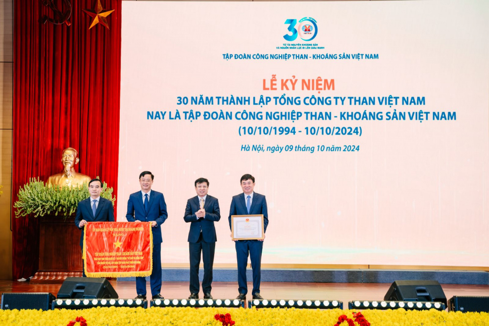 TKV: Hành trình 30 năm để trở thành Tập đoàn kinh tế Nhà nước lớn mạnh TKV: Hành trình 30 năm để trở thành Tập đoàn kinh tế Nhà nước lớn mạnh
