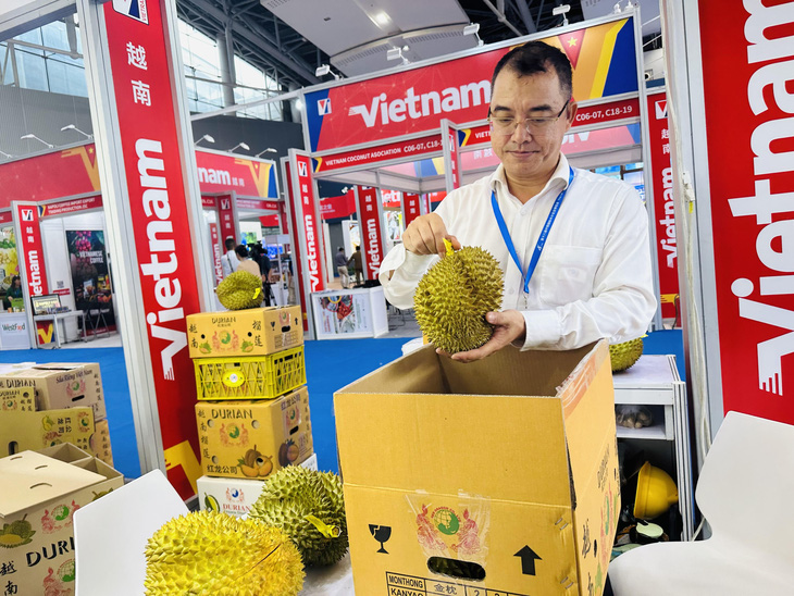 Việt Nam xuất khẩu sầu riêng kỷ lục nhưng nhập khẩu cũng tăng đột biến - Vietnam.vn Việt Nam xuất khẩu sầu riêng kỷ lục nhưng nhập khẩu cũng tăng đột biến