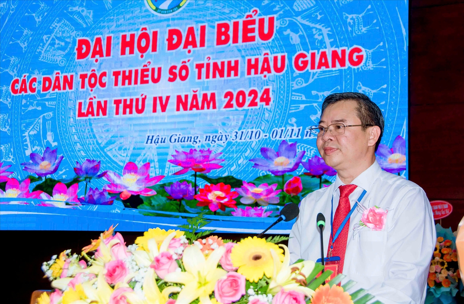 Ông Trương Cảnh Tuyên, Ủy viên Ban Thường vụ Tỉnh ủy, Phó Chủ tịch Thường trực Ủy ban nhân dân tỉnh, Trưởng Ban Chỉ đạo Đại hội, phát biểu tại Đại hội Ông Trương Cảnh Tuyên, Ủy viên Ban Thường vụ Tỉnh ủy, Phó Chủ tịch Thường trực Ủy ban nhân dân tỉnh, Trưởng Ban Chỉ đạo Đại hội, phát biểu tại Đại hội