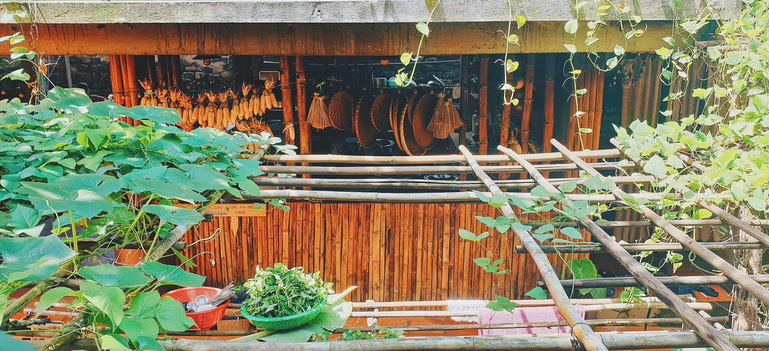 Về nhà Bà Đất, ăn cơm cháy nồi gang - Ảnh 2. Về nhà Bà Đất, ăn cơm cháy nồi gang - Ảnh 2.