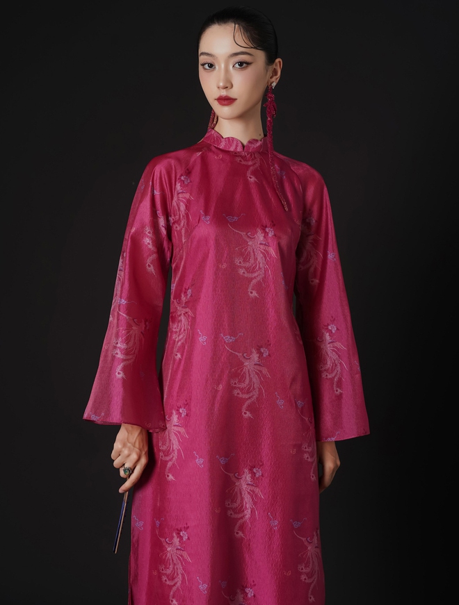 Chuộng áo dài cách tân tôn nét đẹp quý phái, hiện đại- Ảnh 10. Chuộng áo dài cách tân tôn nét đẹp quý phái, hiện đại- Ảnh 10.