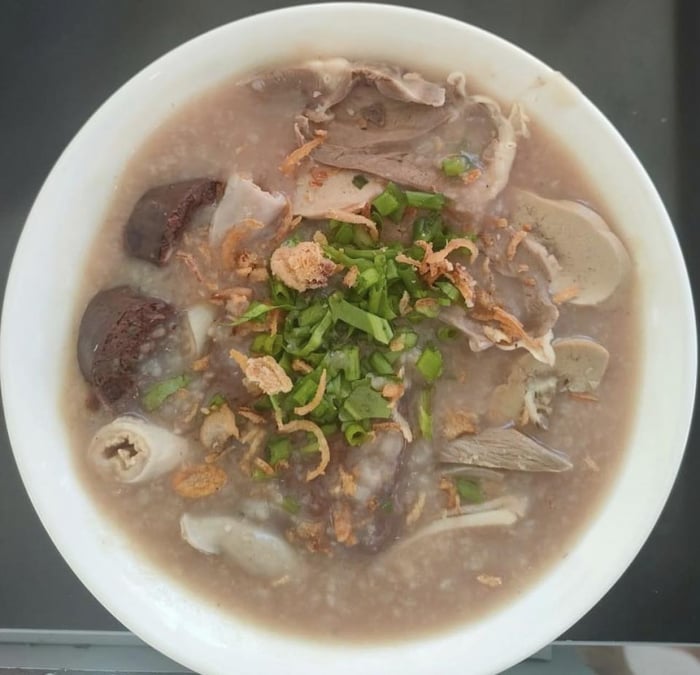 Những quán lòng lợn ngon nức tiếng quận Ba Đình, Hà Nội- Ảnh 5. Những quán lòng lợn ngon nức tiếng quận Ba Đình, Hà Nội- Ảnh 5.