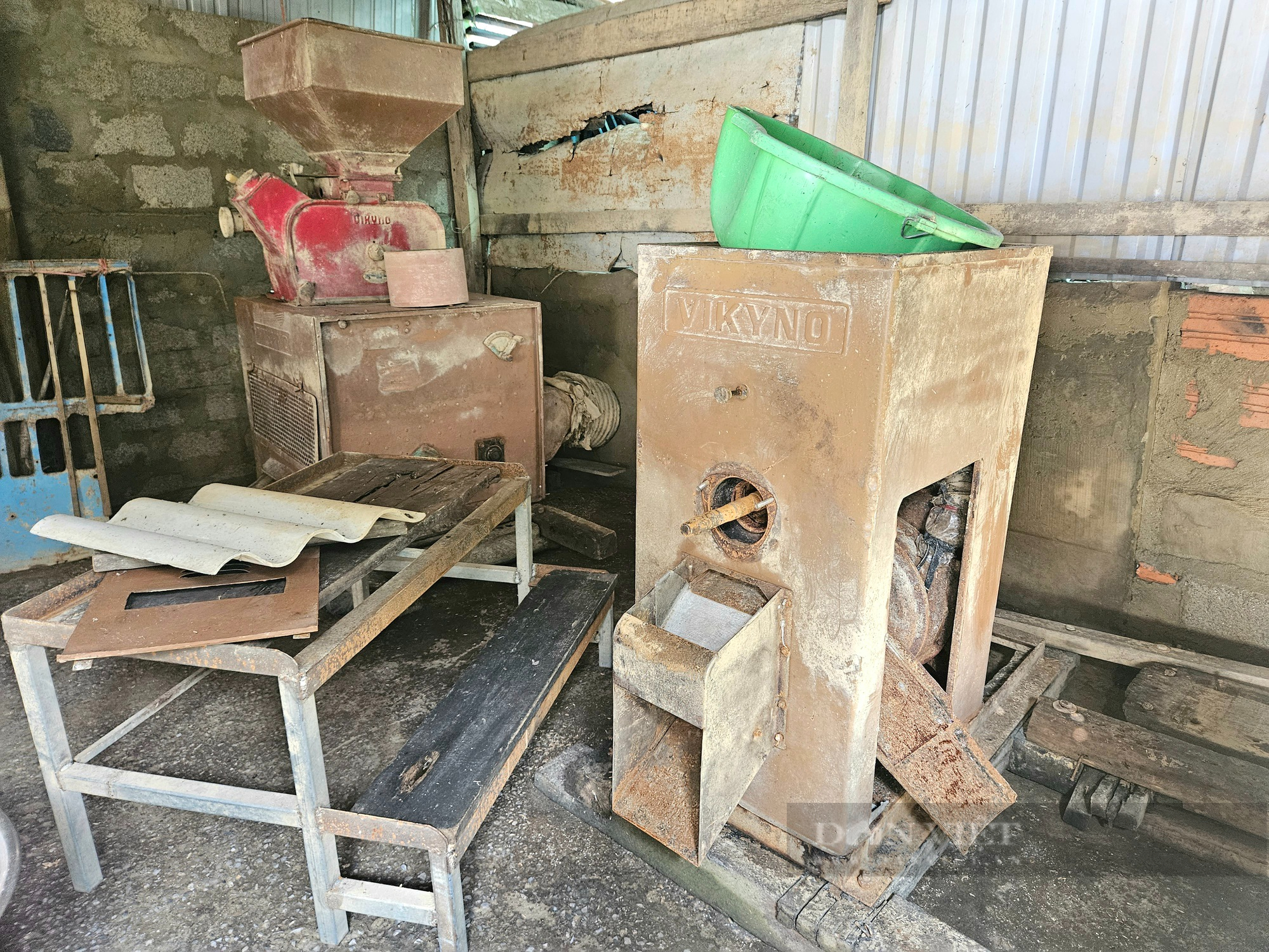 Người dân vùng lũ Quảng Bình không buồn dọn nhà vì lo đợt mưa lớn sắp tới- Ảnh 6. Người dân vùng lũ Quảng Bình không buồn dọn nhà vì lo đợt mưa lớn sắp tới- Ảnh 6.