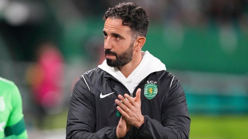 HLV Ruben Amorim đi vào lịch sử, tuyên bố bất ngờ về lý do tới Man Utd - 2 HLV Ruben Amorim đi vào lịch sử, tuyên bố bất ngờ về lý do tới Man Utd - 2
