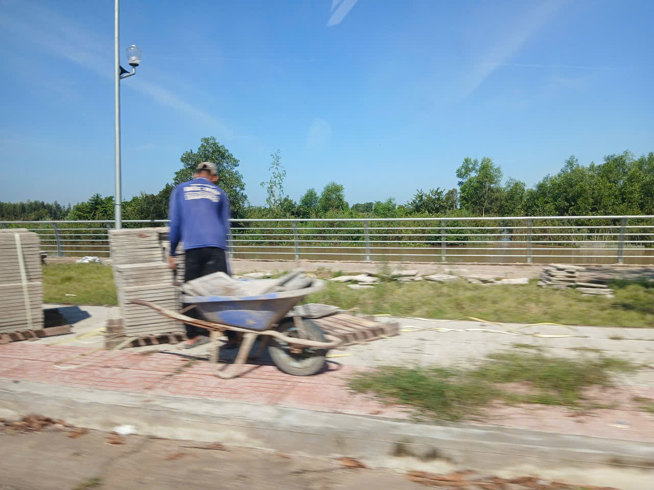Bờ kè 80 tỷ ở Kiên Giang sạt lở sau nghiệm thu 5 tháng: Bao giờ khắc phục xong?- Ảnh 6. Bờ kè 80 tỷ ở Kiên Giang sạt lở sau nghiệm thu 5 tháng: Bao giờ khắc phục xong?- Ảnh 6.