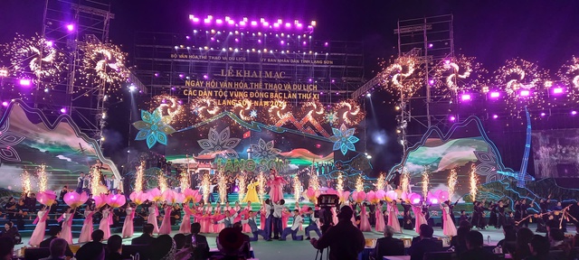 Những thành tựu về văn hóa tạo tiền đề, nền tảng vững chắc để các tỉnh vùng Đông Bắc cùng cả nước nỗ lực hơn nữa trong kỷ nguyên mới - Ảnh 4. Những thành tựu về văn hóa tạo tiền đề, nền tảng vững chắc để các tỉnh vùng Đông Bắc cùng cả nước nỗ lực hơn nữa trong kỷ nguyên mới - Ảnh 4.