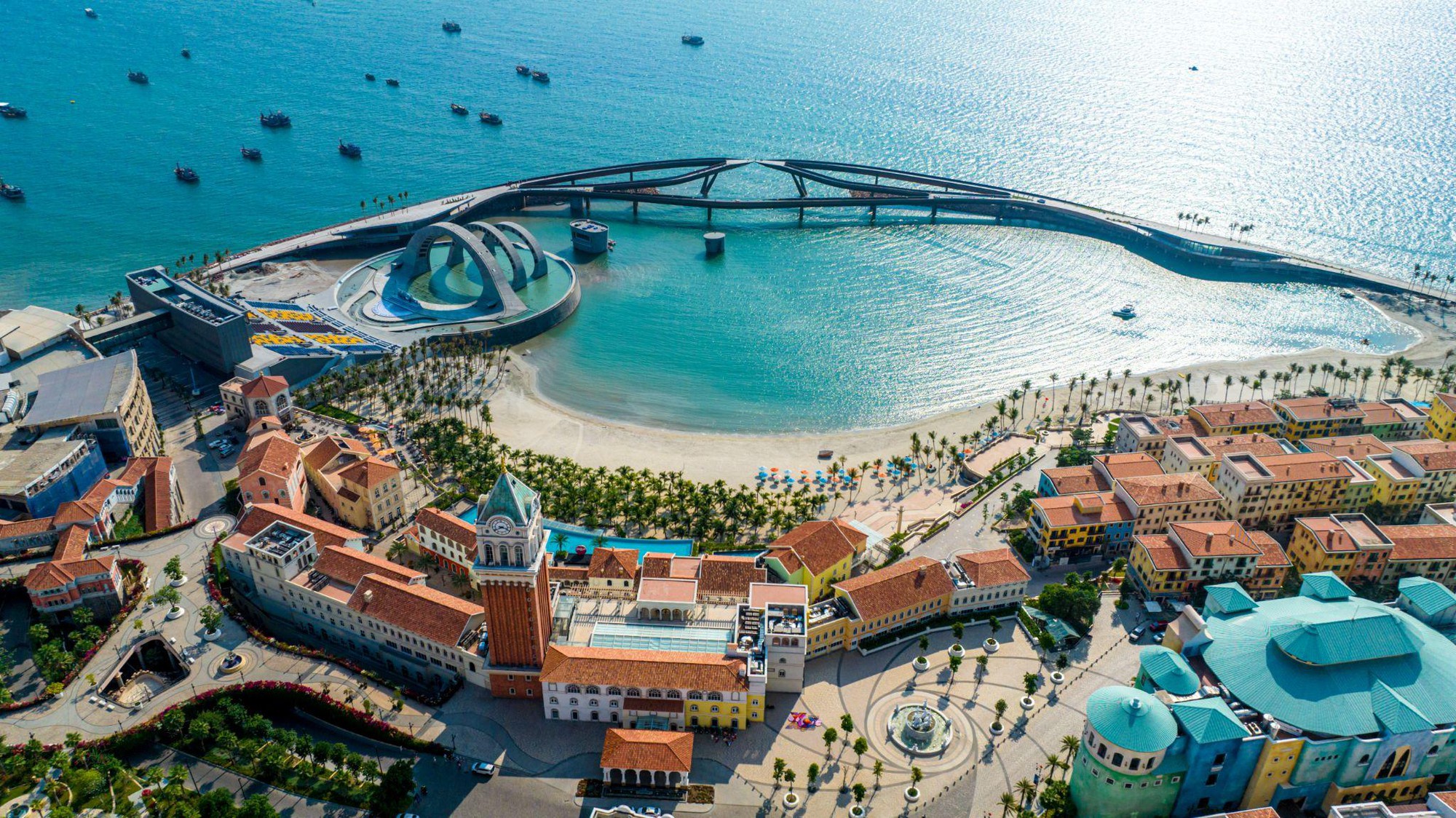 “Phú Quốc đã xinh đẹp rồi, giờ cần quyết liệt để làm sạch và làm đẹp hơn nữa” - Ảnh 4. “Phú Quốc đã xinh đẹp rồi, giờ cần quyết liệt để làm sạch và làm đẹp hơn nữa” - Ảnh 4.