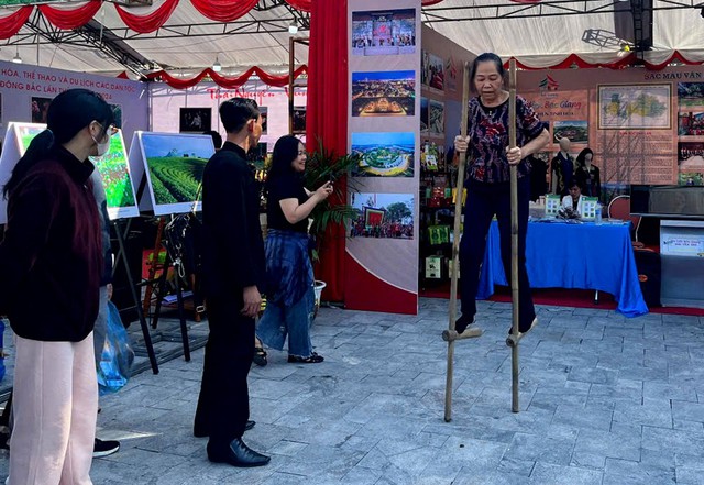 Trải nghiệm văn hoá ẩm thực các dân tộc vùng Đông bắc - Ảnh 2. Trải nghiệm văn hoá ẩm thực các dân tộc vùng Đông bắc - Ảnh 2.