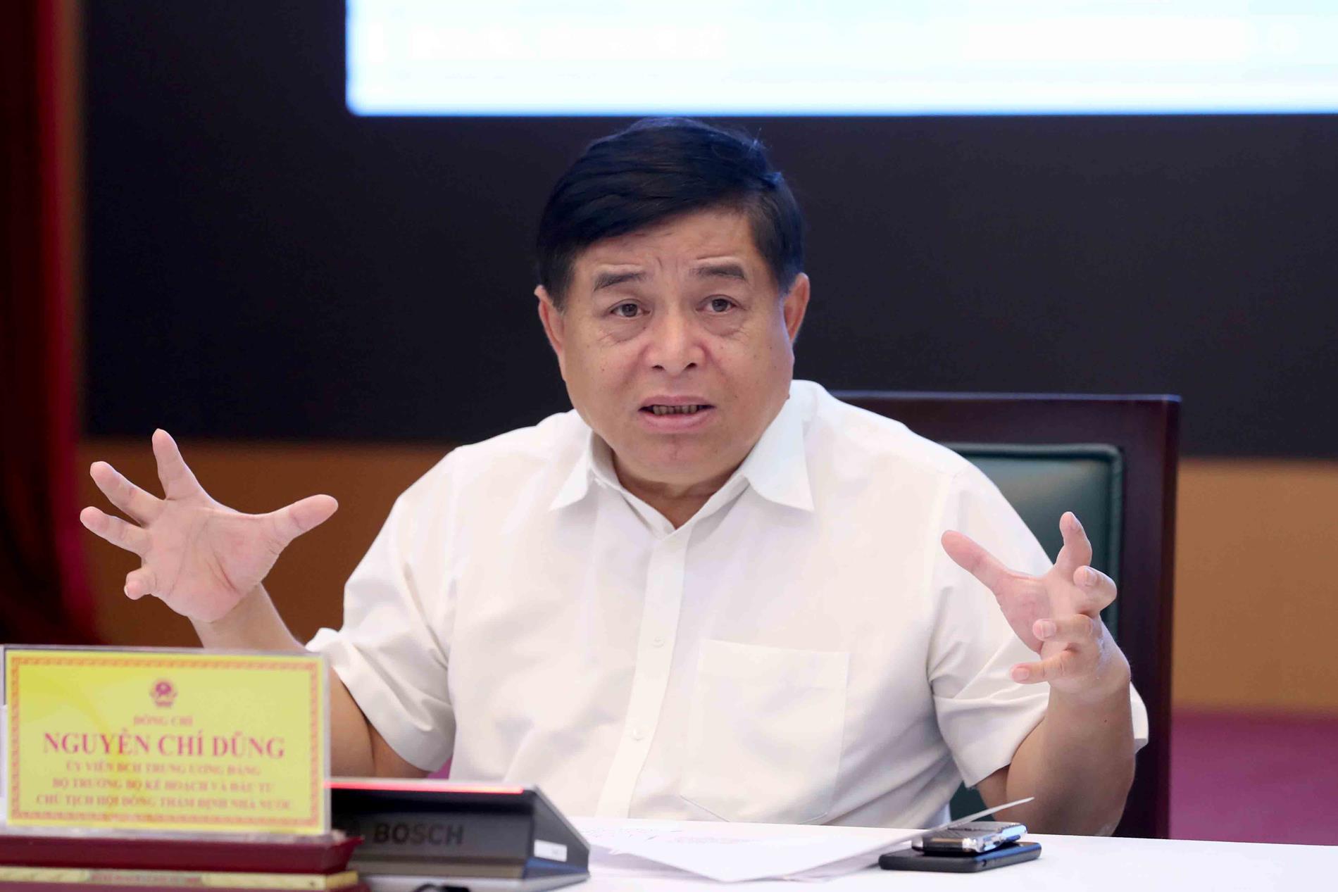 Министр Нгуен Чи Зунг провел заседание Государственного оценочного совета по оценке и корректировке инвестиционной политики проекта международного аэропорта Лонг Тхань.