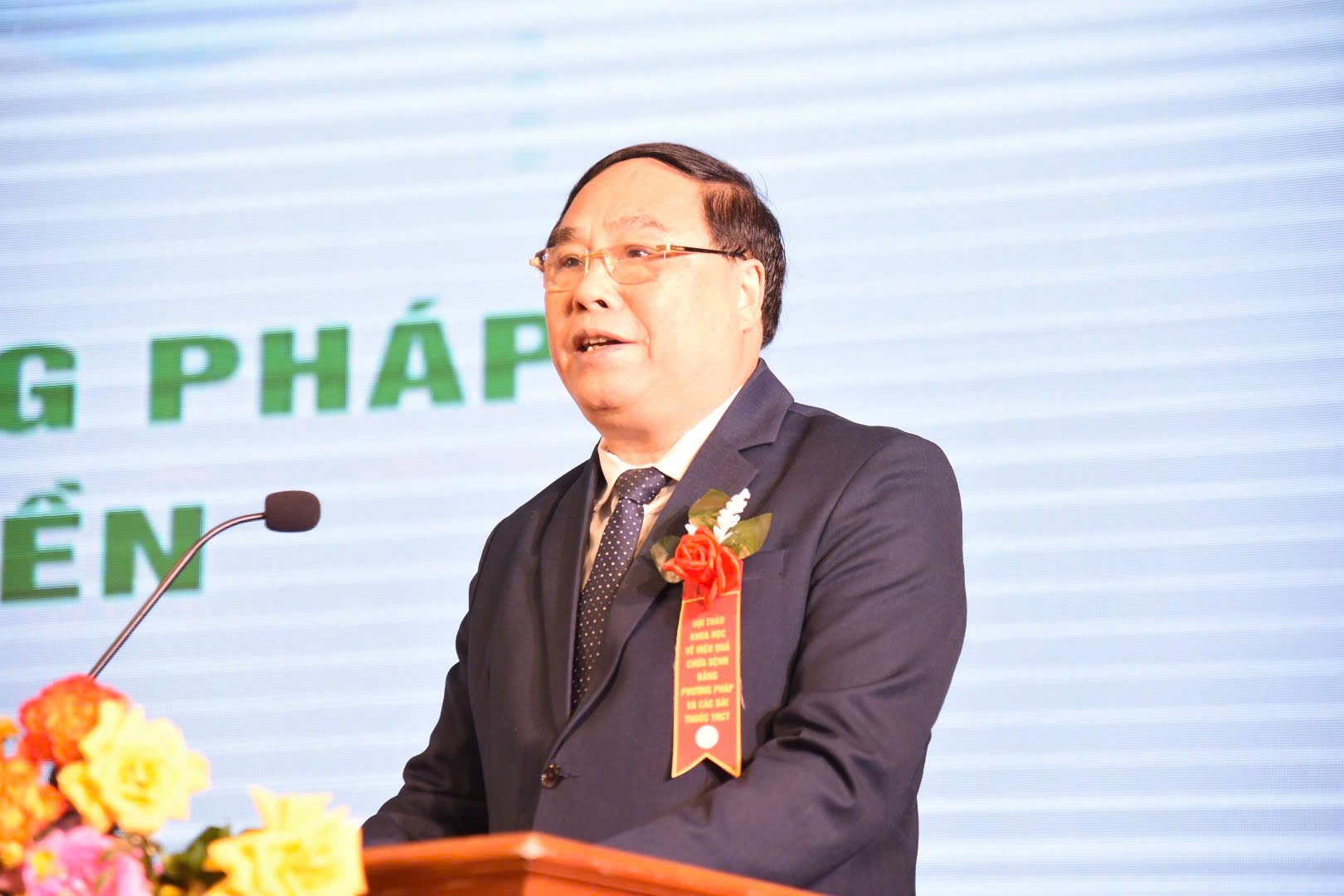 Từng bước hiện đại hóa y học cổ truyền trong tương lai- Ảnh 3. Từng bước hiện đại hóa y học cổ truyền trong tương lai- Ảnh 3.