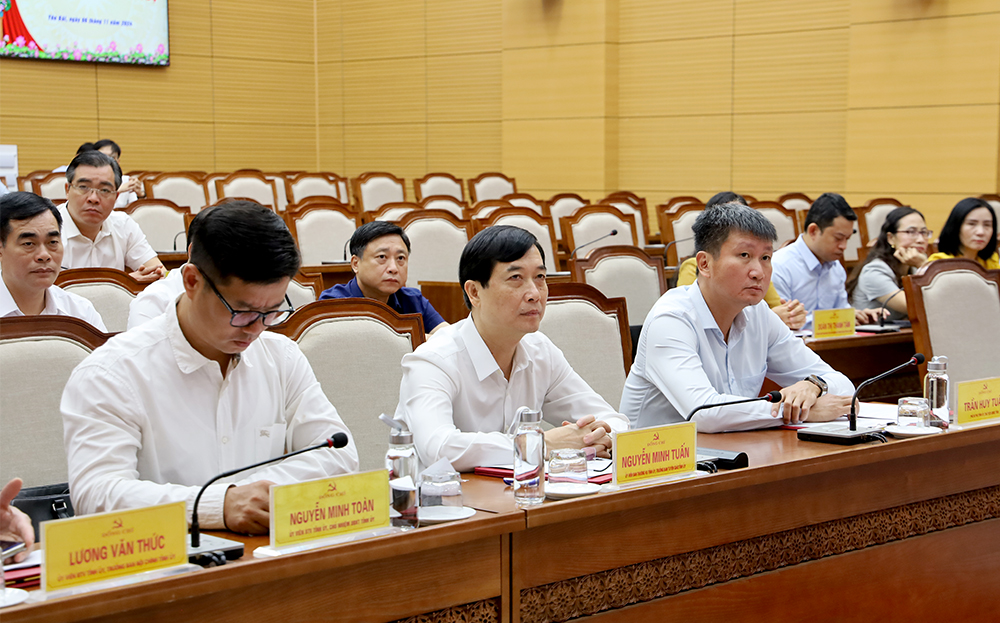 Ông Trần Huy Tuấn làm Bí thư Tỉnh ủy Yên Bái- Ảnh 2. Ông Trần Huy Tuấn làm Bí thư Tỉnh ủy Yên Bái- Ảnh 2.