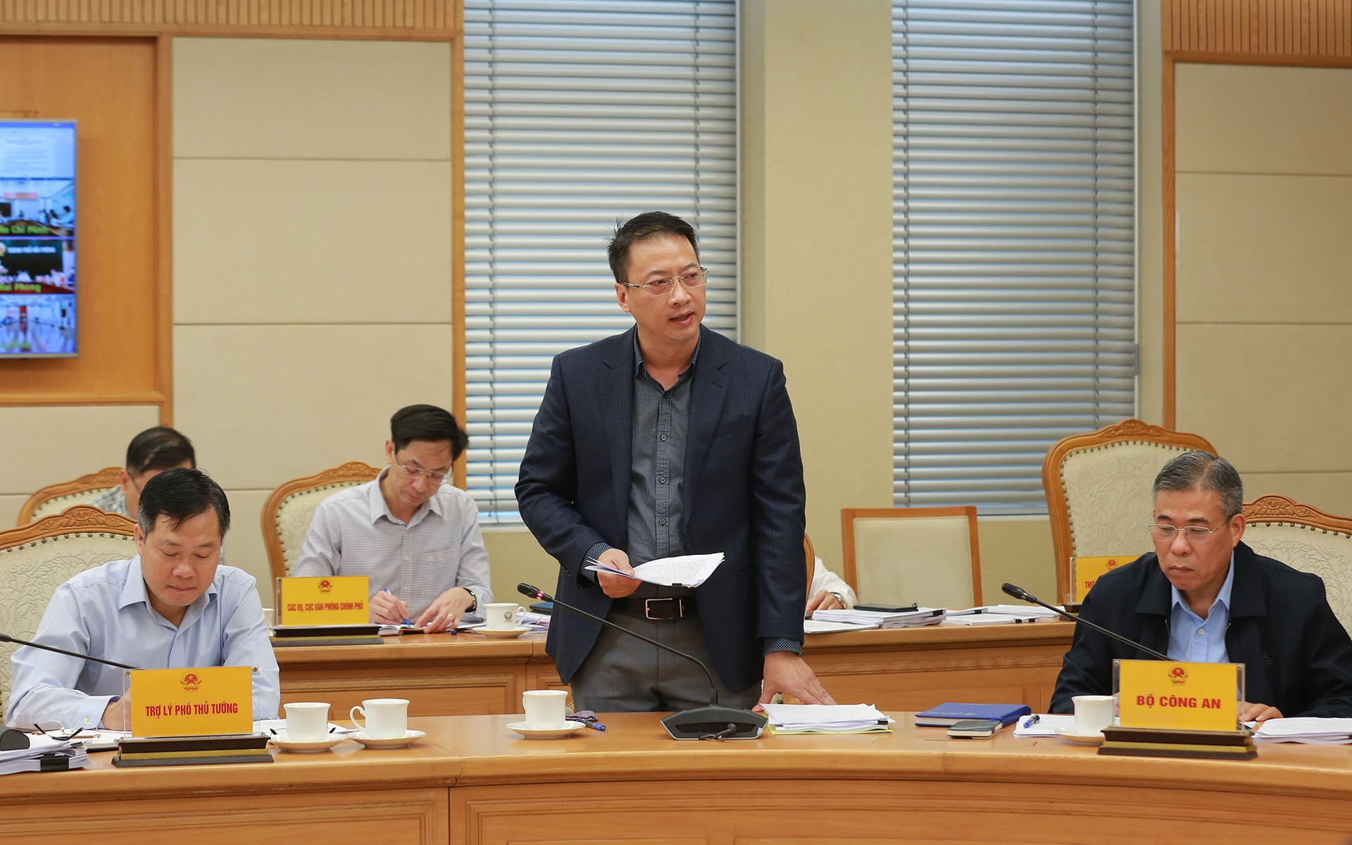 Phải thay đổi căn bản nhận thức, hành vi người tham gia giao thông- Ảnh 2. Phải thay đổi căn bản nhận thức, hành vi người tham gia giao thông- Ảnh 2.