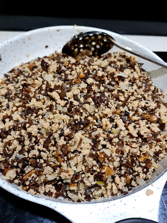 Món ngon mùa đông bổ rẻ: Những quán bánh đúc nóng nổi tiếng Hà Nội và cách thử làm chuẩn vị tại nhà- Ảnh 7. Món ngon mùa đông bổ rẻ: Những quán bánh đúc nóng nổi tiếng Hà Nội và cách thử làm chuẩn vị tại nhà- Ảnh 7.