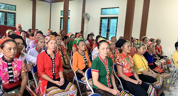 Đẩy mạnh tuyên truyền phòng chống tảo hôn và hôn nhân vùng DTTS huyện Anh Sơn Đẩy mạnh tuyên truyền phòng chống tảo hôn và hôn nhân vùng DTTS huyện Anh Sơn