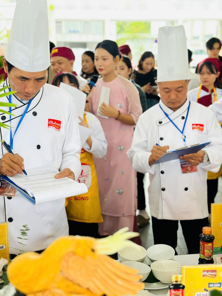 U17 Viettel vô địch giải U17 quốc gia 2023 - Vietnam.vn