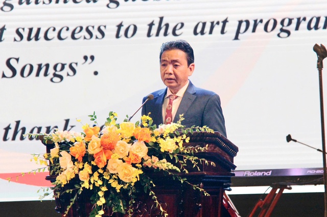 Đặc sắc Chương trình nghệ thuật "Bài ca kết đoàn" của Dàn đồng ca Nga Turetskiy - Ảnh 3. Đặc sắc Chương trình nghệ thuật "Bài ca kết đoàn" của Dàn đồng ca Nga Turetskiy - Ảnh 3.