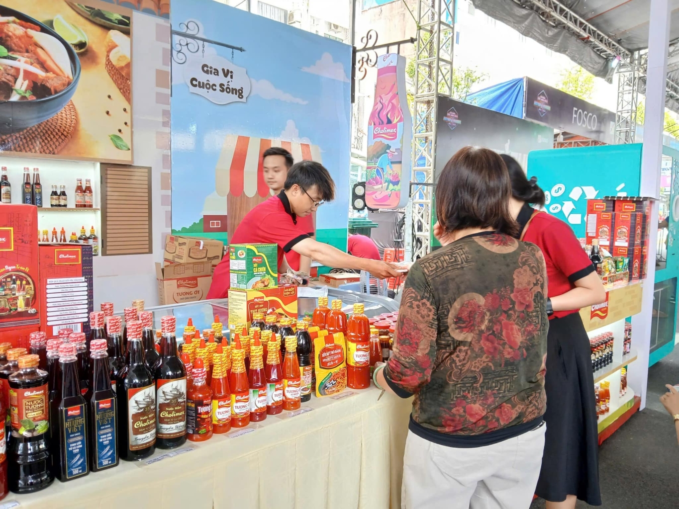 1679397666_7500-nguoi-tham-gia-ngay-hoi-di-bo-tai-Nghe.jpg - Vietnam.vn