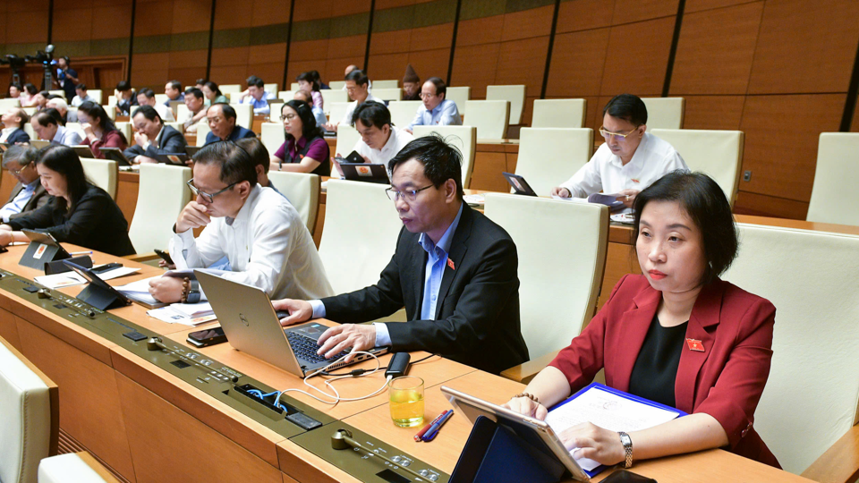 Các đại biểu Quốc hội dự Kỳ họp thứ 8, Quốc hội khoá XV. Ảnh: Quochoi.vn