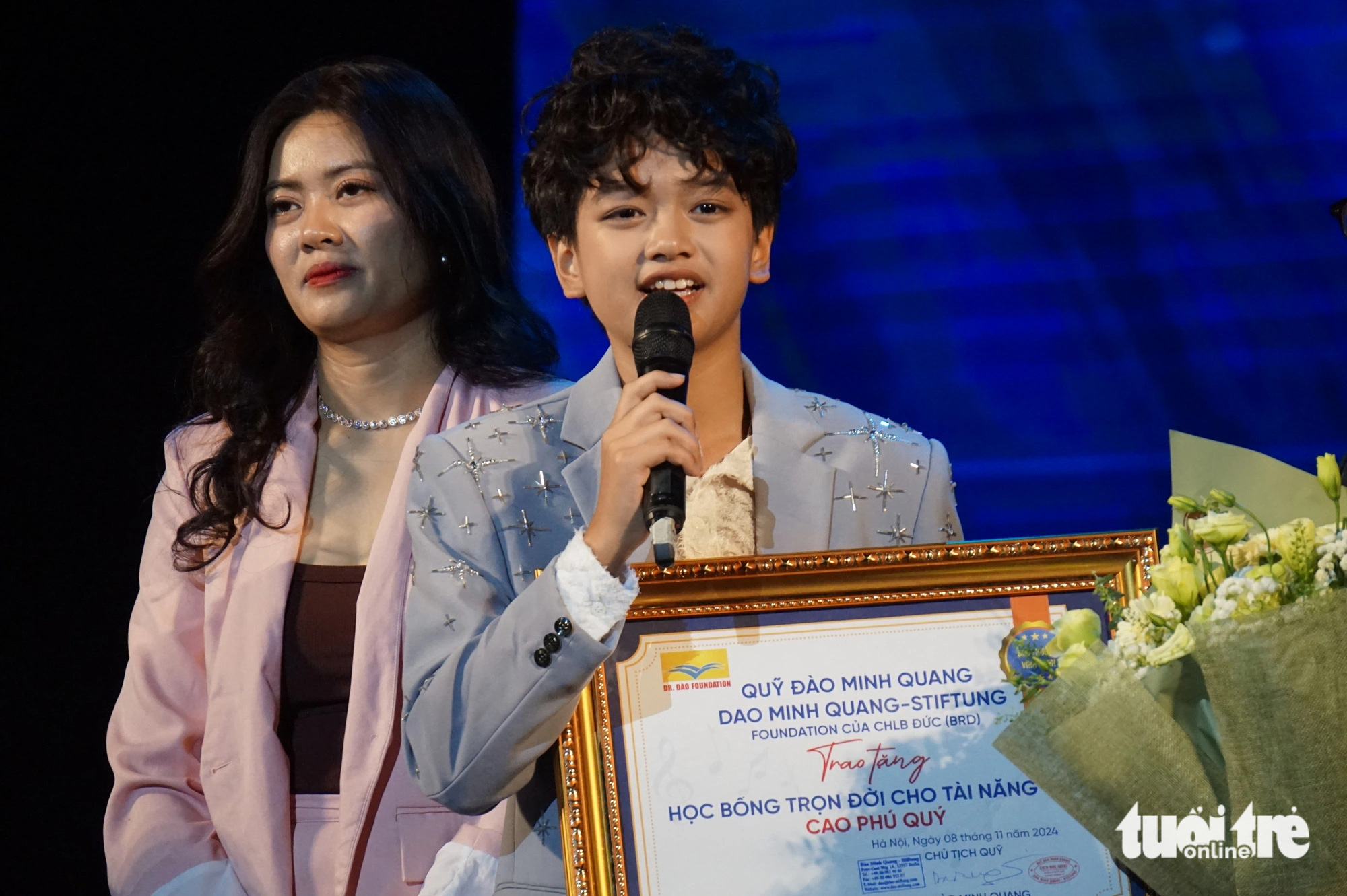 12 tuổi nhận học bổng trọn đời, Cao Phú Quý là ai? - Ảnh 2. 12 tuổi nhận học bổng trọn đời, Cao Phú Quý là ai? - Ảnh 2.