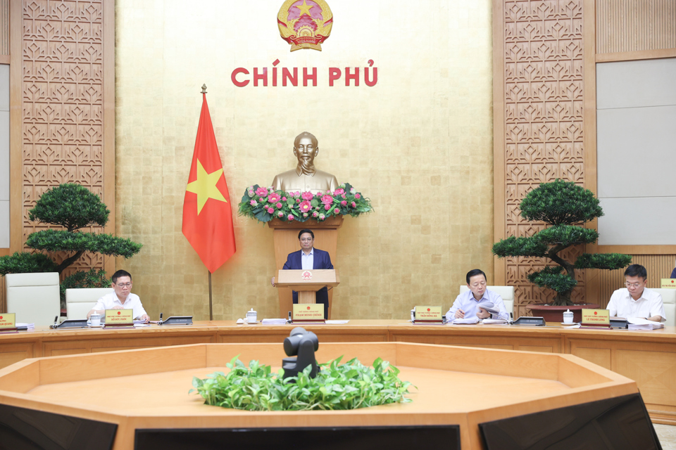 Thủ tướng yêu cầu luôn chủ động, tích cực, phản ứng chính sách kịp thời, có các kịch bản điều hành với mọi tình huống - Ảnh VGP/Nhật Bắc