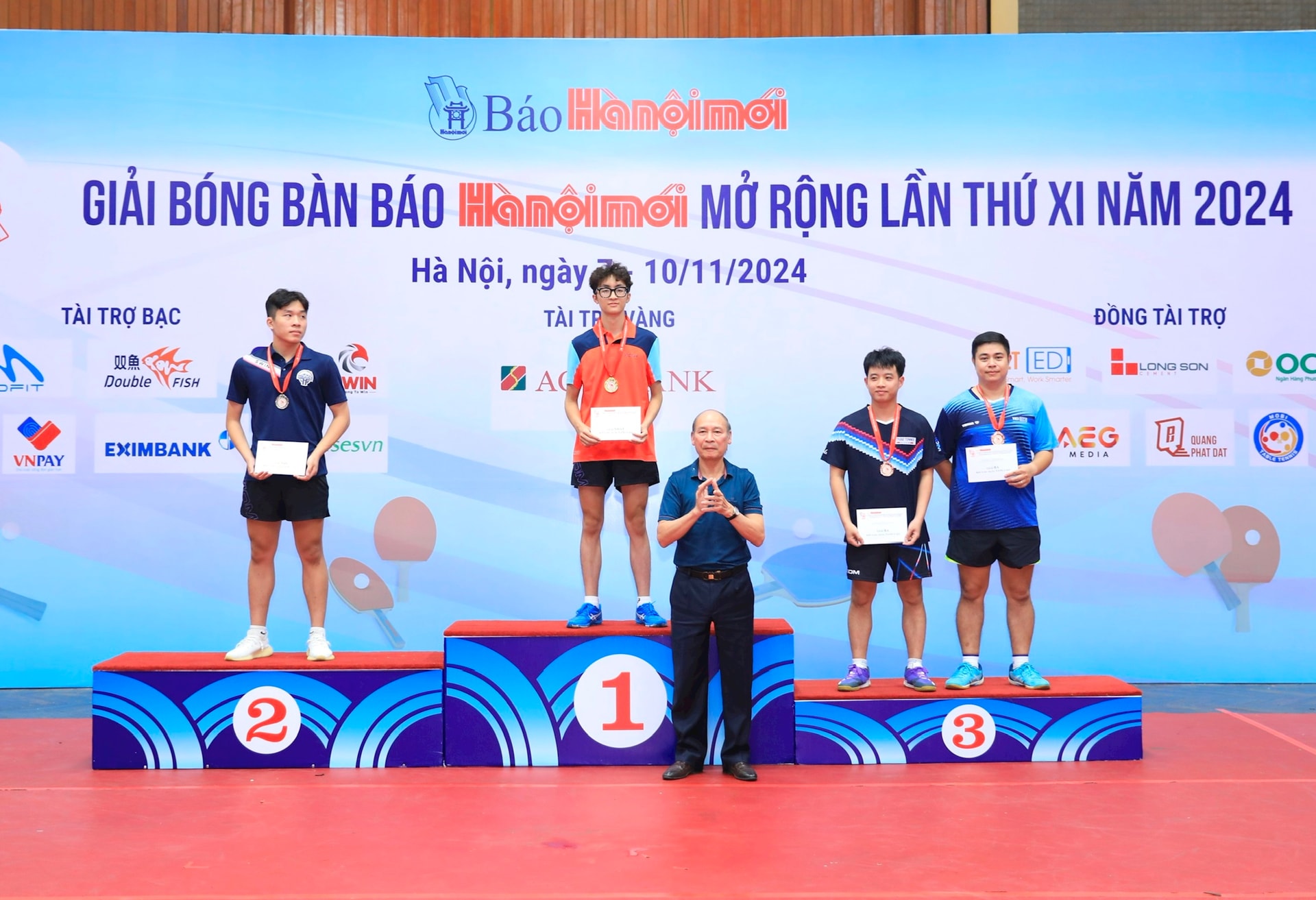 Những người chiến thắng tại giải bóng bàn tranh Cúp Báo Hànộimới 2024- Ảnh 5. Những người chiến thắng tại giải bóng bàn tranh Cúp Báo Hànộimới 2024- Ảnh 5.