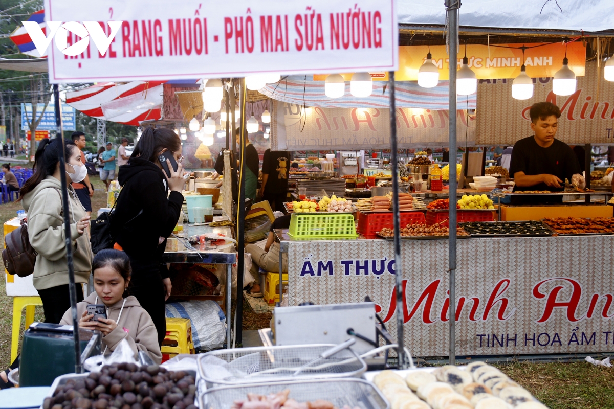 không gian ẩm thực nam bộ tỉnh trà vinh nơi quy tụ món ăn vùng miền hình ảnh 10 khong gian am thuc nam bo tinh tra vinh noi quy tu mon an vung mien hinh anh 10