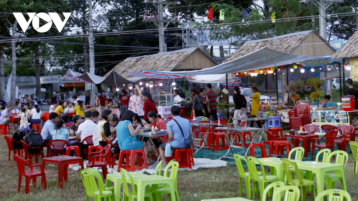không gian ẩm thực nam bộ tỉnh trà vinh nơi quy tụ món ăn vùng miền hình ảnh 12 khong gian am thuc nam bo tinh tra vinh noi quy tu mon an vung mien hinh anh 12