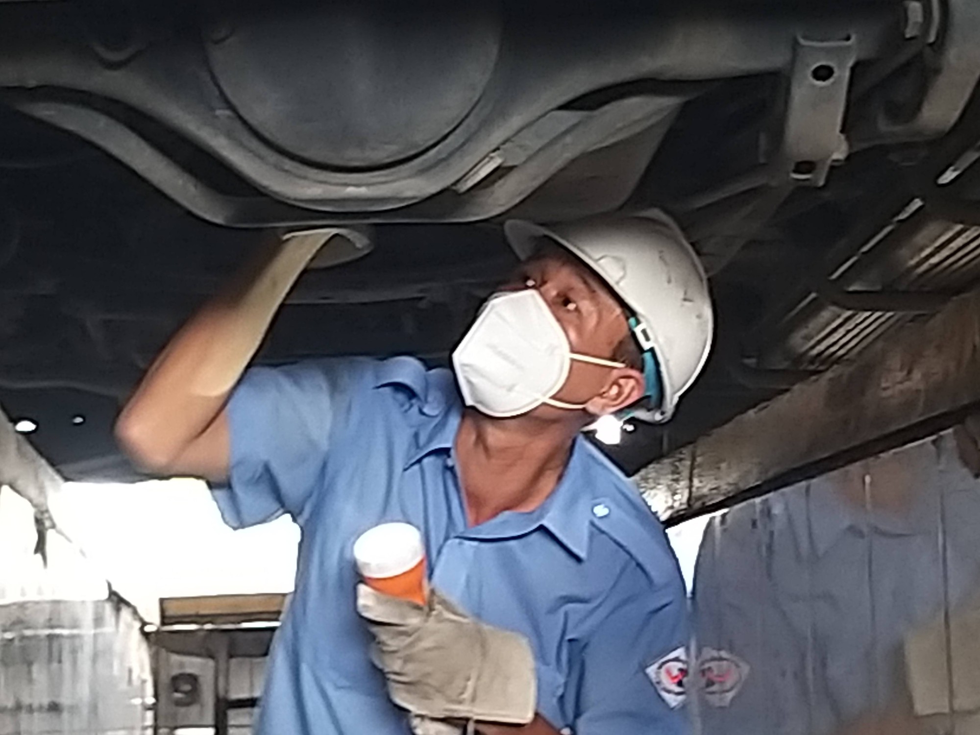Ứng dụng công nghệ giúp hoạt động đăng kiểm Bến Tre thuận lợi hơn- Ảnh 2. Ứng dụng công nghệ giúp hoạt động đăng kiểm Bến Tre thuận lợi hơn- Ảnh 2.