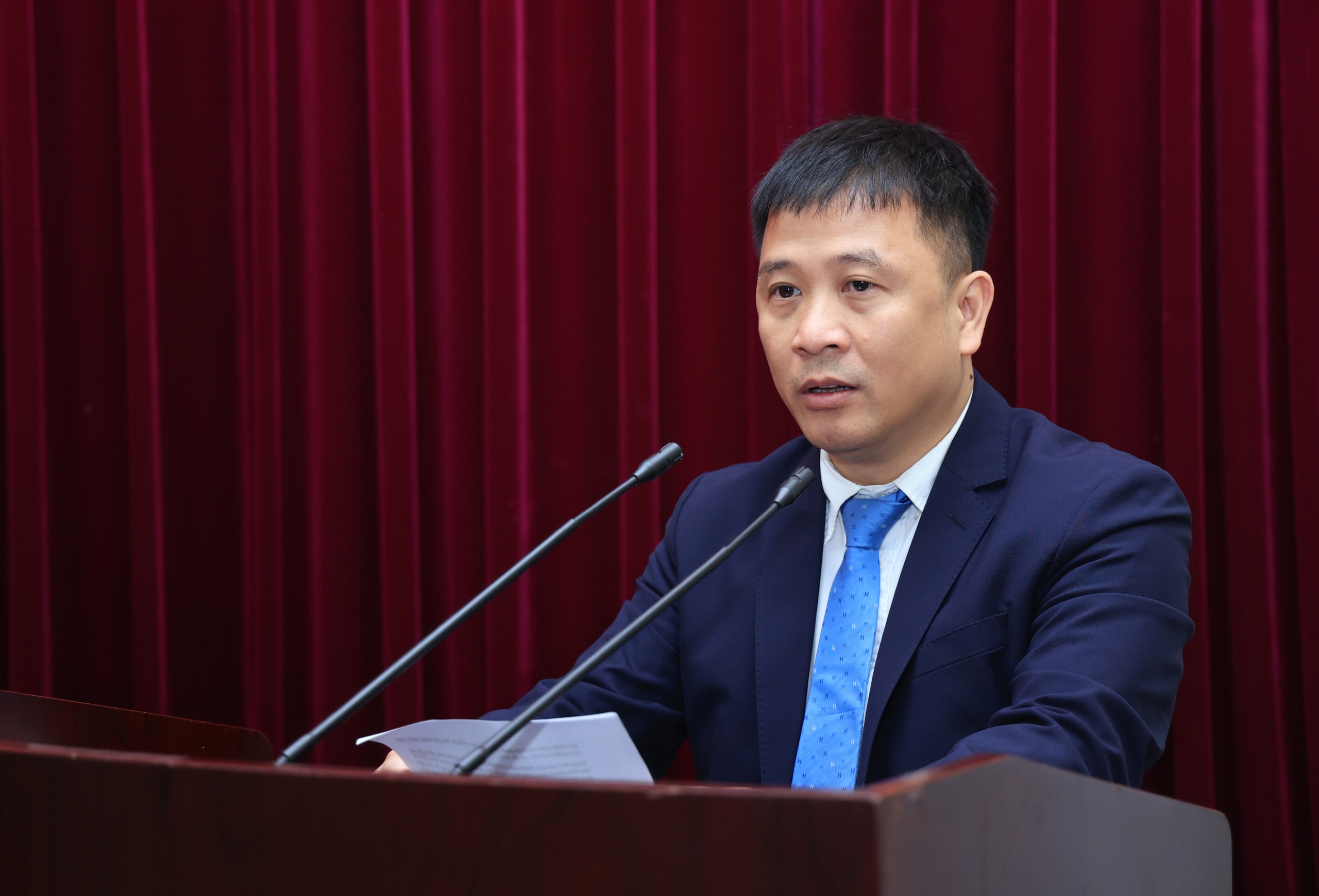 Bộ GTVT điều động, bổ nhiệm nhiều nhân sự quan trọng - Ảnh 3. Bộ GTVT điều động, bổ nhiệm nhiều nhân sự quan trọng - Ảnh 3.