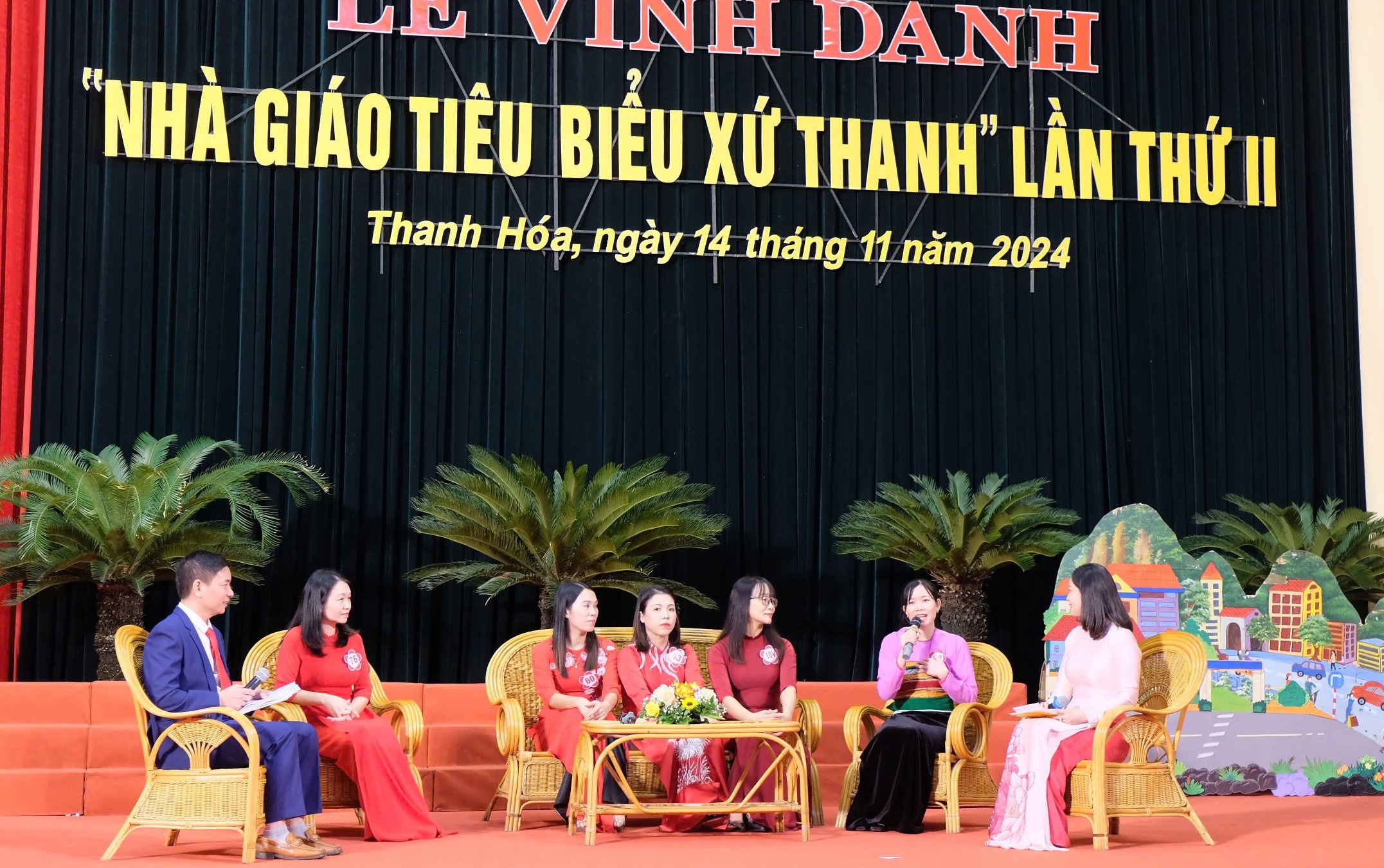 Vinh danh 133 nhà giáo tâm huyết với sự nghiệp Vinh danh 133 nhà giáo tâm huyết với sự nghiệp