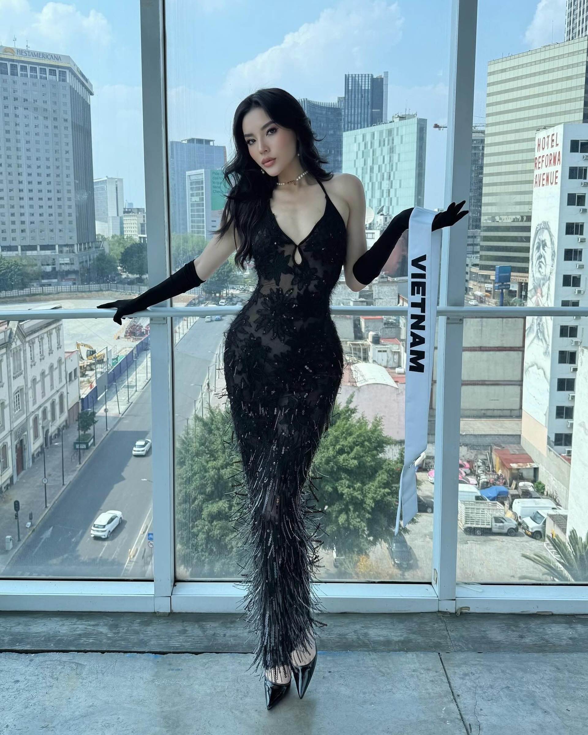 Hoa hậu Kỳ Duyên đem 72 bộ đồ, biến hóa đa dạng ở Miss Universe 2024 - 12 Hoa hậu Kỳ Duyên đem 72 bộ đồ, biến hóa đa dạng ở Miss Universe 2024 - 12
