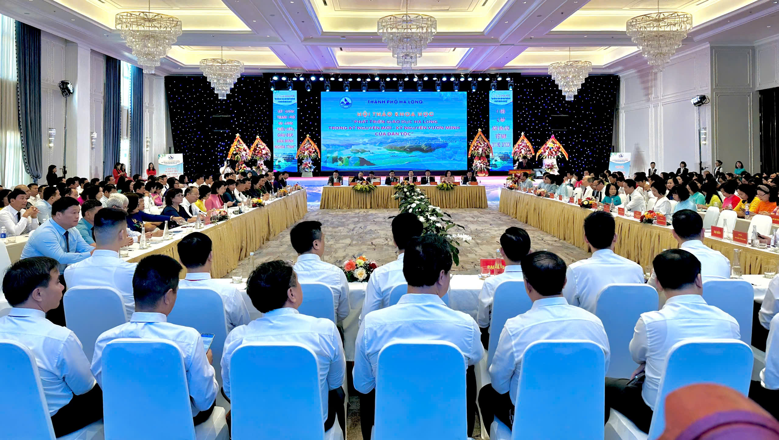 Hạ Long sẽ ứng dụng internet vạn vật, AI, Blockchain vào dạy học- Ảnh 3. Hạ Long sẽ ứng dụng internet vạn vật, AI, Blockchain vào dạy học- Ảnh 3.
