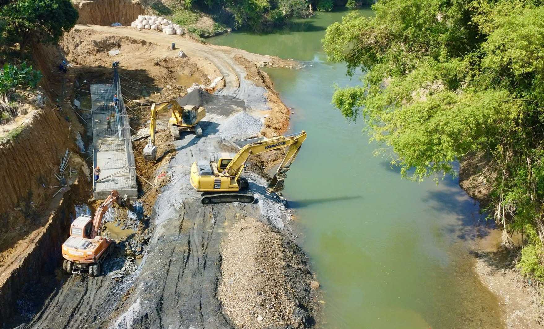 Thuỷ điện xả nước bất thường gây thiệt hại cho dự án kè vùng hạ du Bắc Kạn- Ảnh 6. Thuỷ điện xả nước bất thường gây thiệt hại cho dự án kè vùng hạ du Bắc Kạn- Ảnh 6.