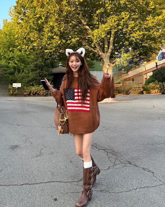 Trang phục oversized giúp bạn tạo nên sức hút riêng biệt- Ảnh 7. Trang phục oversized giúp bạn tạo nên sức hút riêng biệt- Ảnh 7.