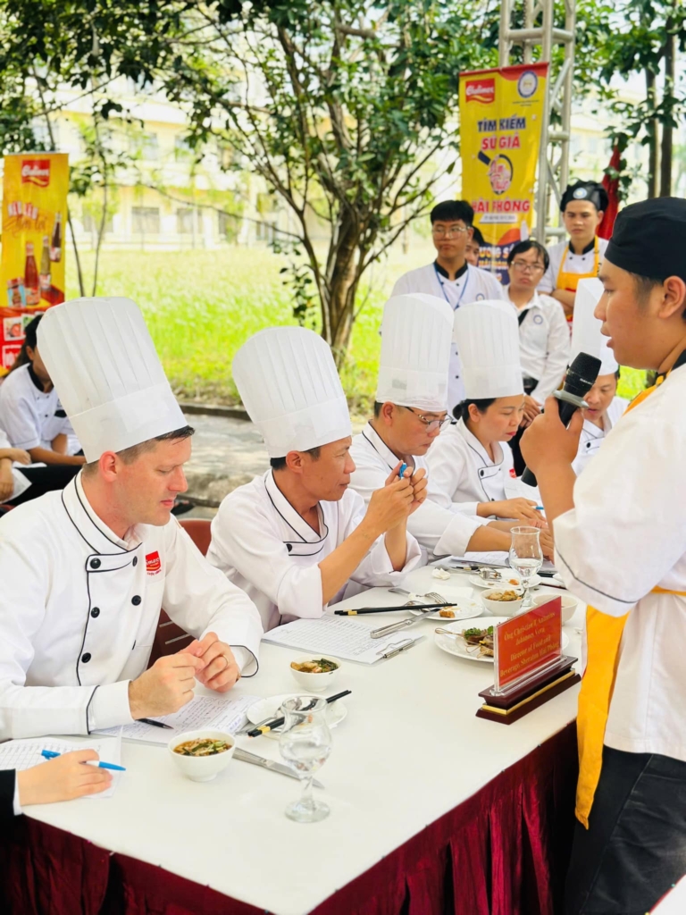 Chuyen-gia-WB-canh-bao-kho-khan-cua-mot-ngan.png - Vietnam.vn