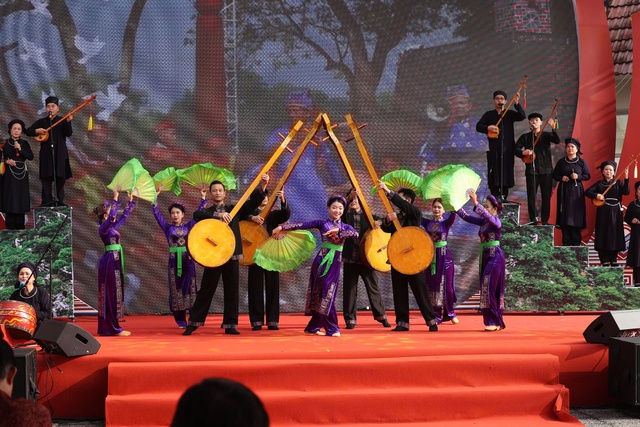 Khai mạc Liên hoan nghệ thuật hát Then, đàn Tính lần thứ VII - Ảnh 4. Khai mạc Liên hoan nghệ thuật hát Then, đàn Tính lần thứ VII - Ảnh 4.