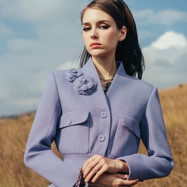 Áo tweed và kiểu trang phục 'bất bại' mùa đông- Ảnh 9. Áo tweed và kiểu trang phục 'bất bại' mùa đông- Ảnh 9.