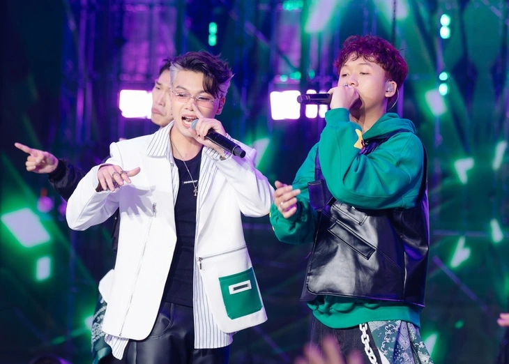 Rap Việt mùa 4: B Ray đối đầu trực diện với Karik- Ảnh 3. Rap Việt mùa 4: B Ray đối đầu trực diện với Karik- Ảnh 3.