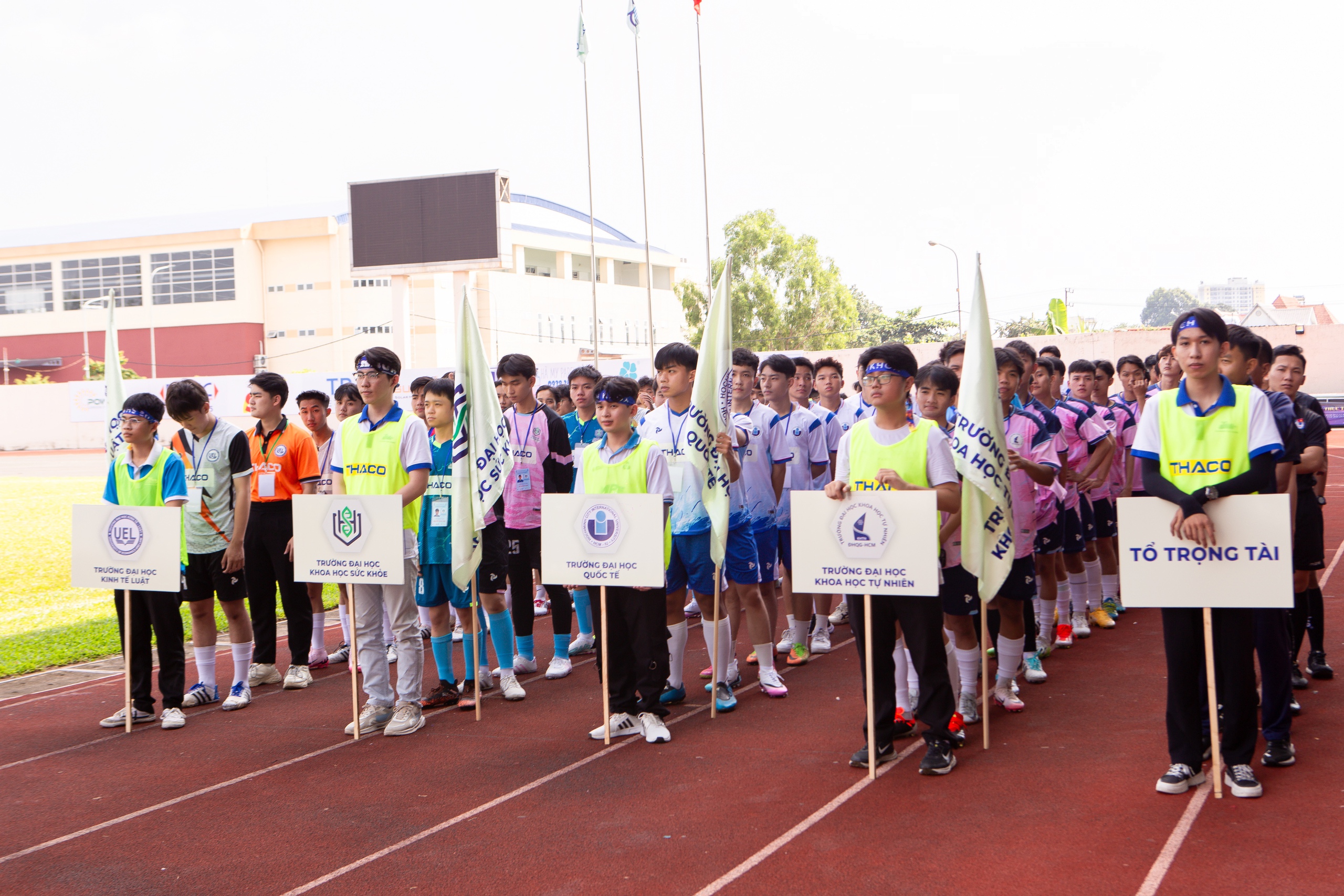 Ấn tượng lễ khai mạc giải bóng đá sinh viên ĐHQG TP.HCM - THACO Cup 2024- Ảnh 10. Ấn tượng lễ khai mạc giải bóng đá sinh viên ĐHQG TP.HCM - THACO Cup 2024- Ảnh 10.