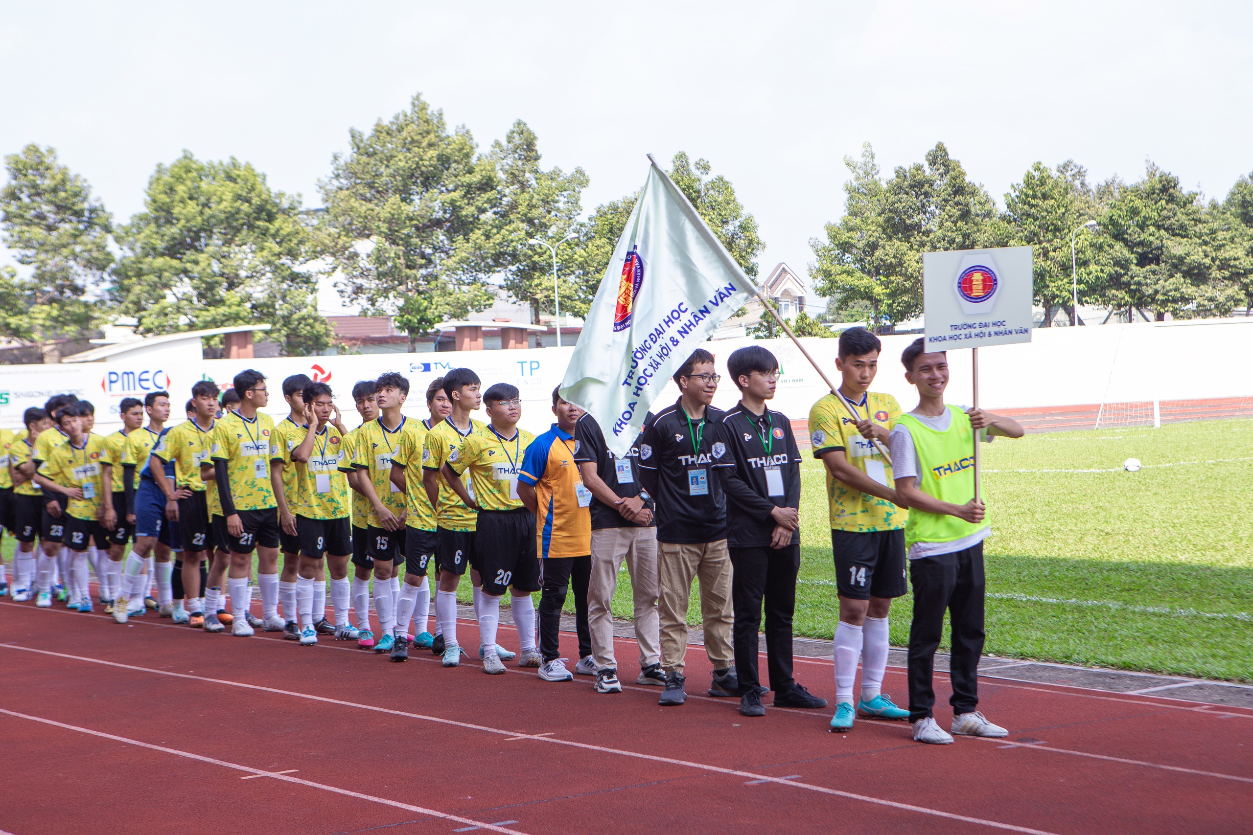 Ấn tượng lễ khai mạc giải bóng đá sinh viên ĐHQG TP.HCM - THACO Cup 2024- Ảnh 11. Ấn tượng lễ khai mạc giải bóng đá sinh viên ĐHQG TP.HCM - THACO Cup 2024- Ảnh 11.